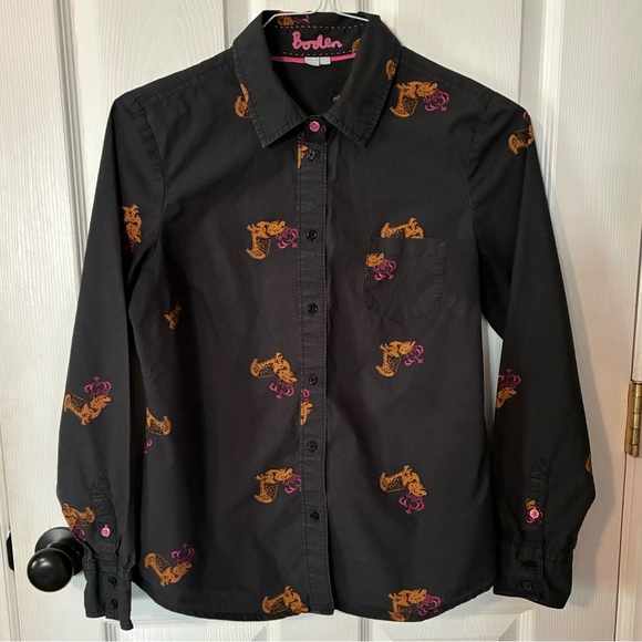 Boden Tops - Boden Charcoal Gray Button Down with Corgis and Crowns Sz 8